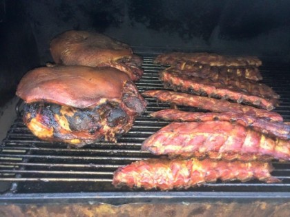 照片: Krazy Bones Barbeque am Lönsstein